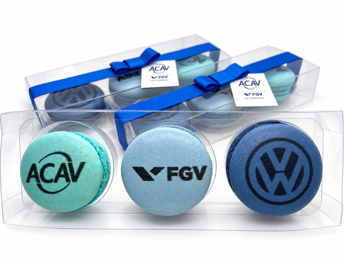 Caixa com 3 macarons personalizados